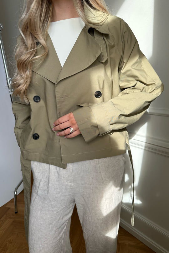 Sarah - Manteau Boutonné Chic